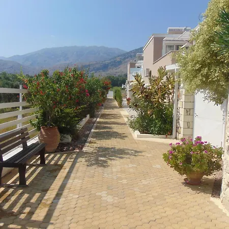 Campos- Less Than 5-min Walk To Kalivaki *